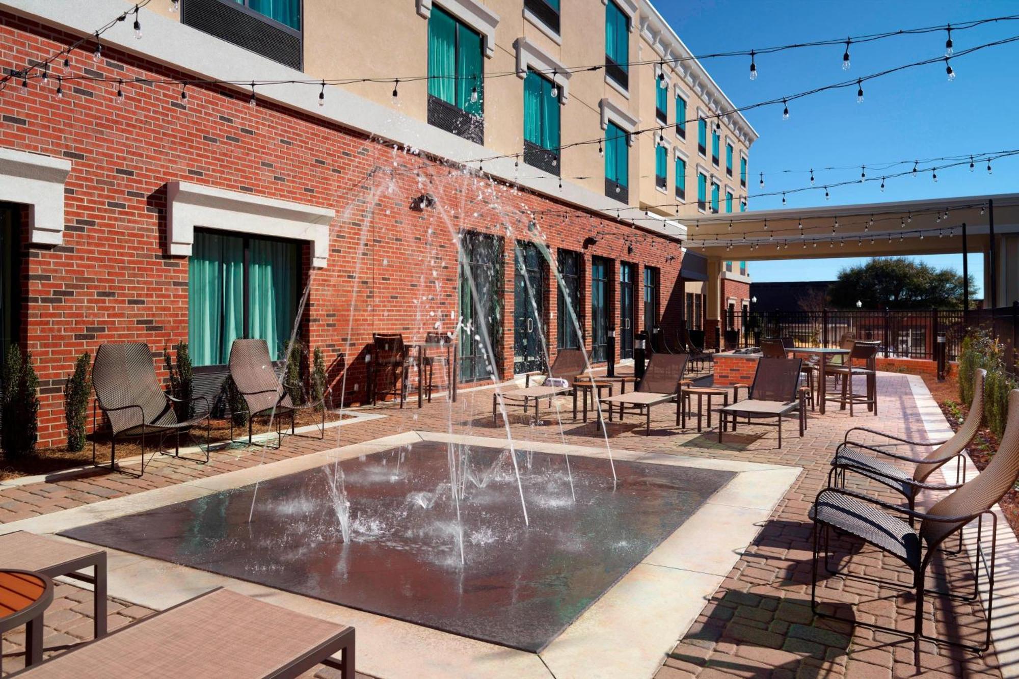 Courtyard By Marriott 3*